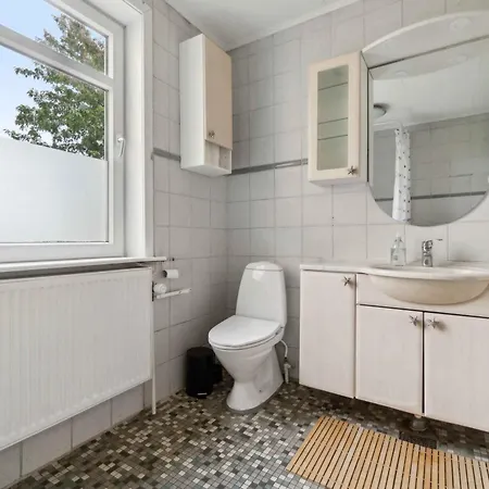 Holiday home Idyllic With Sea View And Sunsets Ronne