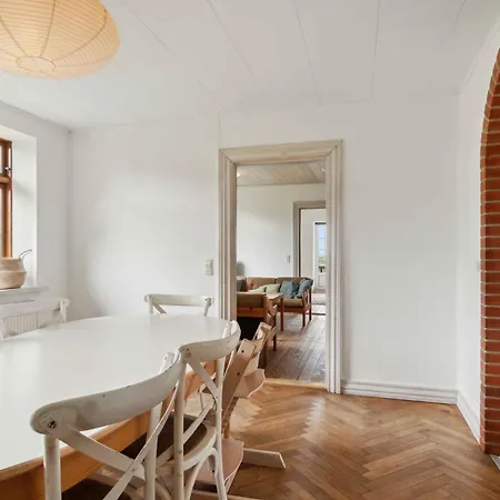 別荘 Idyllic With Sea View And Sunsets